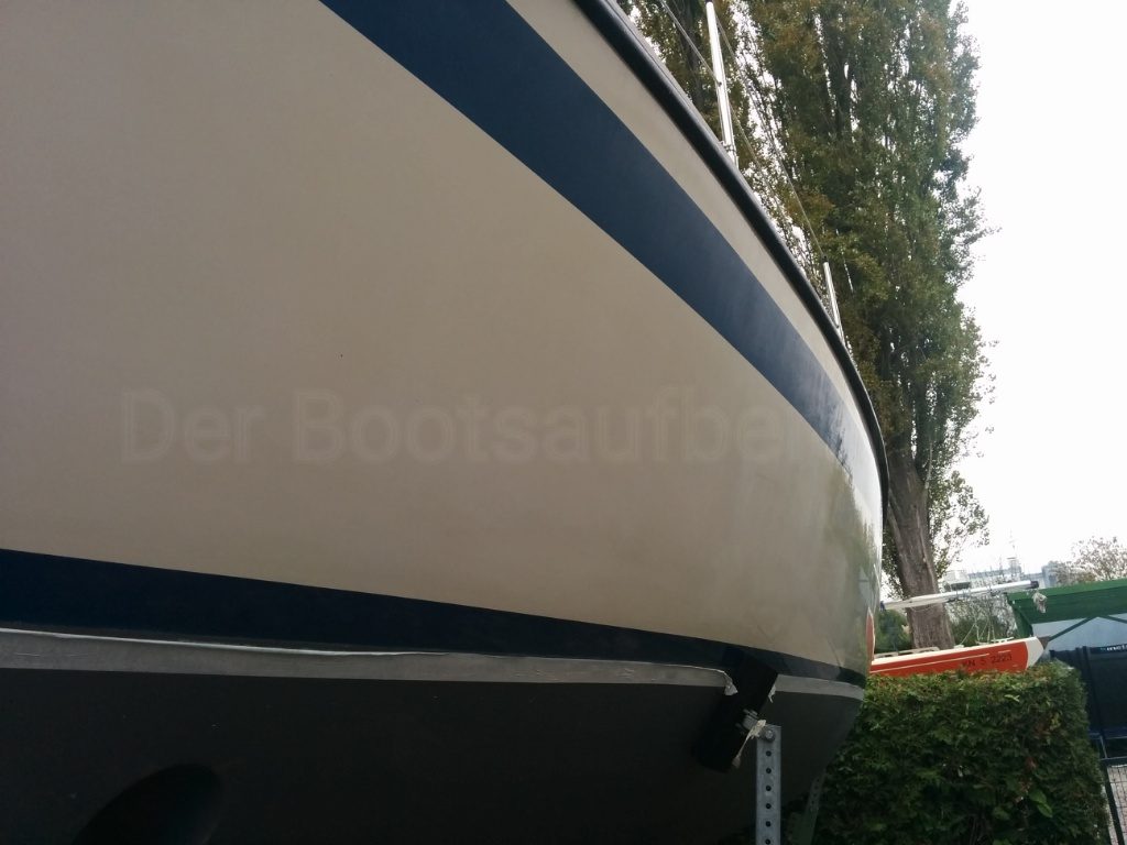 Bootsservice Zengerle Der Bootsaufbereiter LM30 Polieren