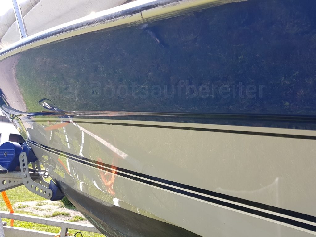 Bootsservice Zengerle - Der Bootsaufbereiter Bayliner Classic aufbereiten polieren versiegeln