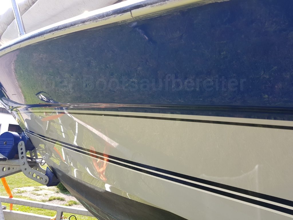 Bootsservice Zengerle - Der Bootsaufbereiter Bayliner Classic aufbereiten polieren versiegeln